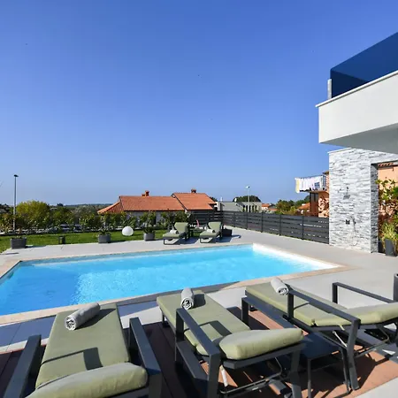 Villa Riposo By Interhome Bužinija