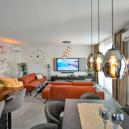Riposo By Interhome Buzinija